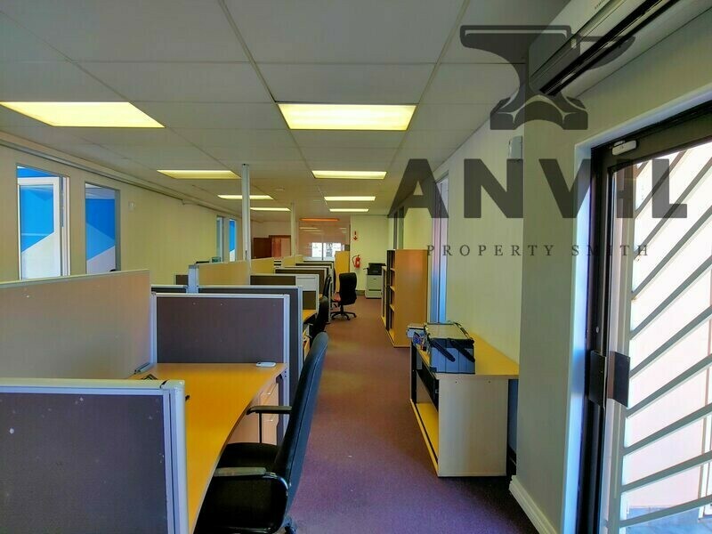 Panorama Office Park, Roodepoort - Building 10-1000m² property image 19