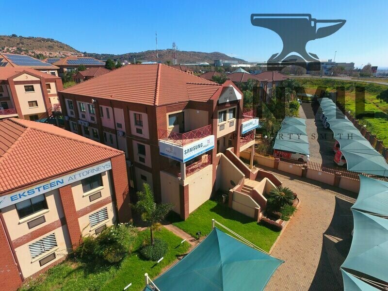 Panorama Office Park, Roodepoort - Building 10-1000m² property image 34