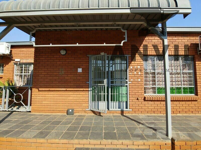 Edward Park - Unit B4,340 sqm property image 3