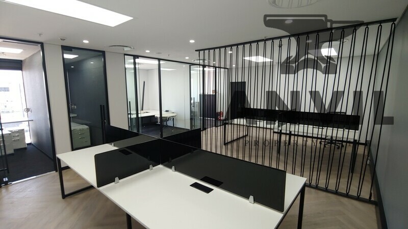 The Leonardo, Sandton - The Leonardo, Blue Dynasty Fitted Units (1) property image 3