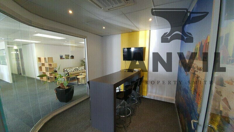 Waterford Place - 1st Floor (sublet) property image 32