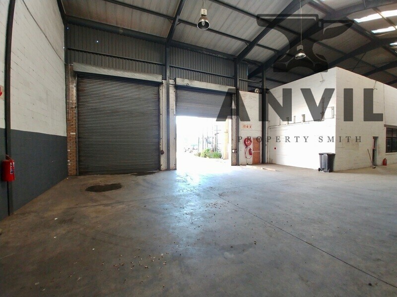 15 Marinus Road - Entire Warehouse property image 8