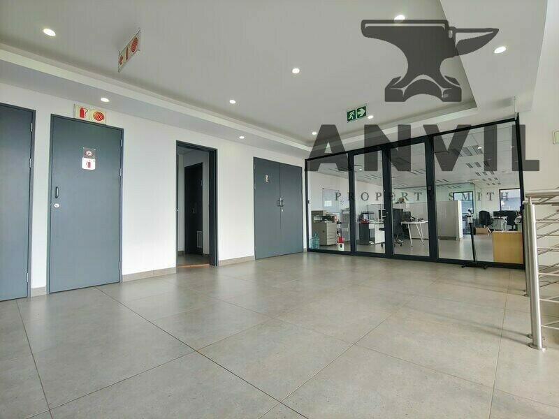 Lanseria Corporate Estate - Amelia Building property image 4