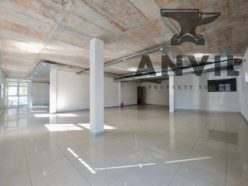 11 Kunene Circle - Entire Warehouse  property image 7