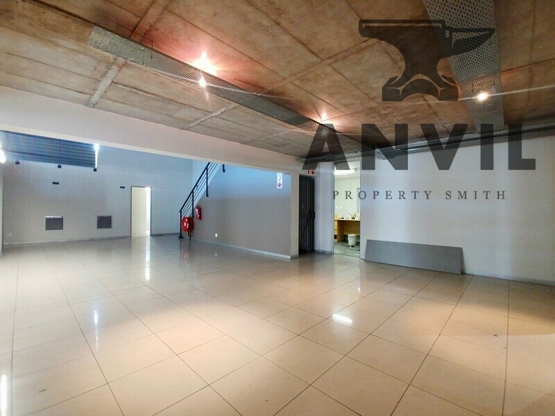 11 Kunene Circle - Entire Warehouse  property image 11