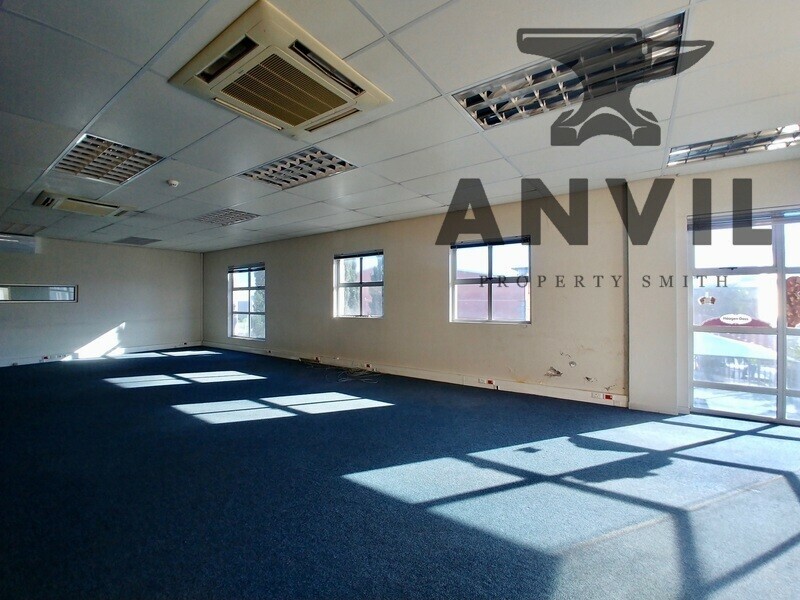 11 Kunene Circle - Entire Warehouse  property image 17