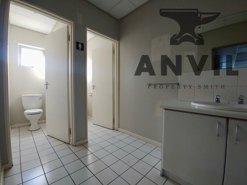 11 Kunene Circle - Entire Warehouse  property image 20