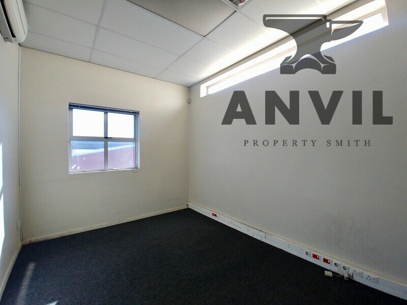 11 Kunene Circle - Entire Warehouse  property image 23