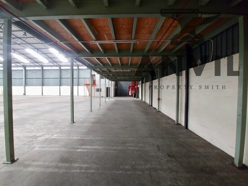 11 Kunene Circle - Entire Warehouse  property image 32