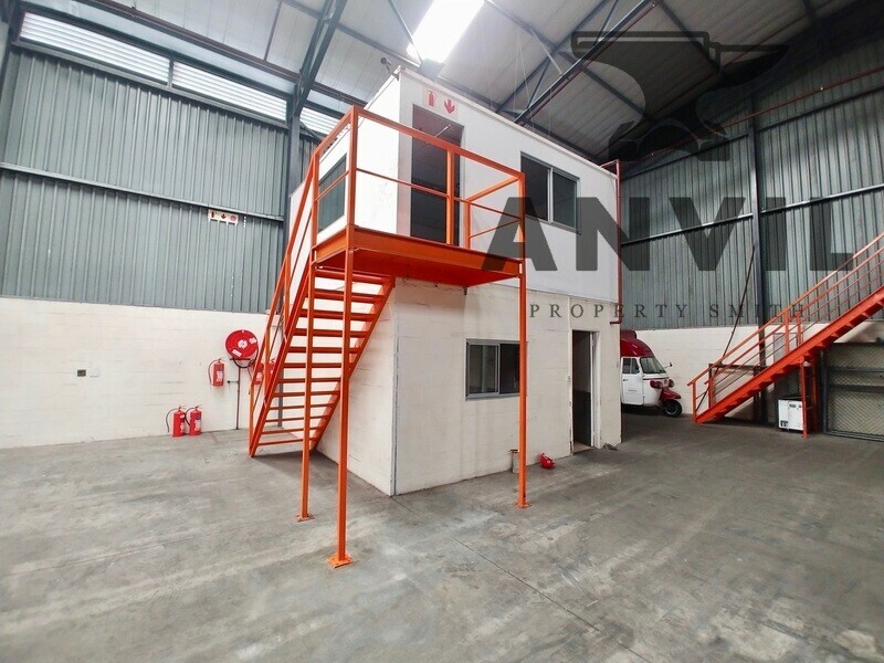 11 Kunene Circle - Entire Warehouse  property image 34