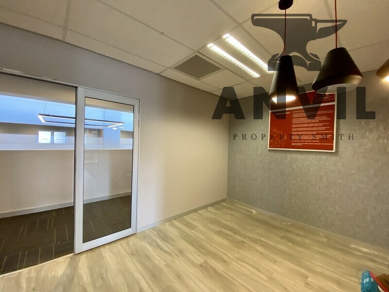 Willows Crossing Shopping Centre, Die Wilgers, Pretoria - Office Unit 1 First Floor property image 4