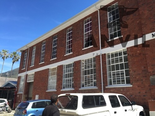 MLT House, 2 Park Road, Gardens, Cape Town - 1st Floor Offices (currently Web Direct) property image 14