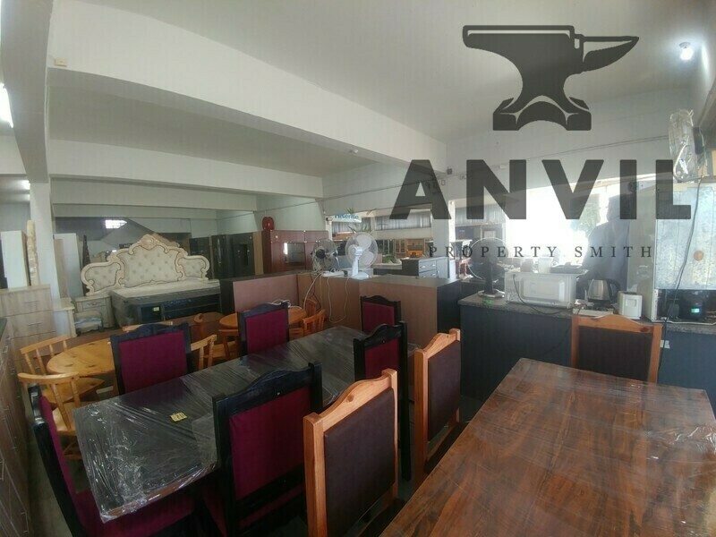 196 Commercial Rd - Ground Unit 1 property image 3