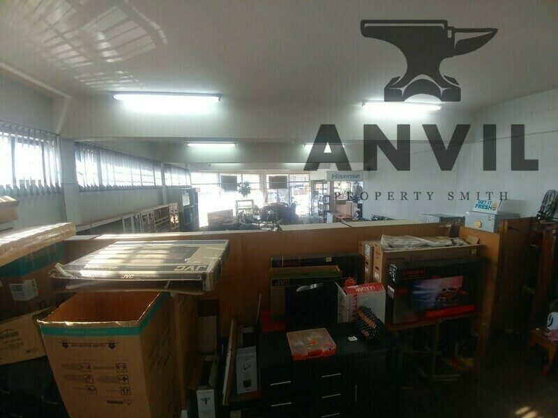 196 Commercial Rd - Ground Unit 1 property image 4