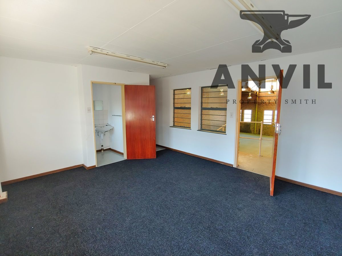 Warehouse to let, Strijdom Park, Randburg