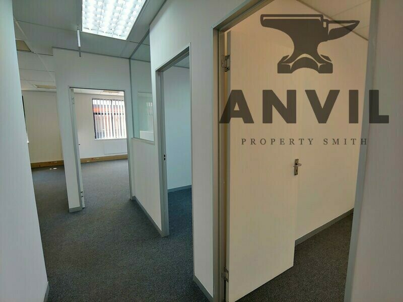 Stonemill Office Park, Randburg - Kiepersol Office F04 (House 2) property image 4