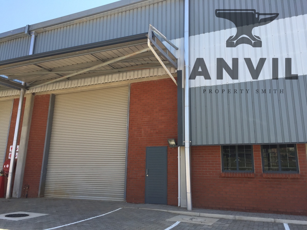 Warehouse Space Paramount Park, Mount Activity Park