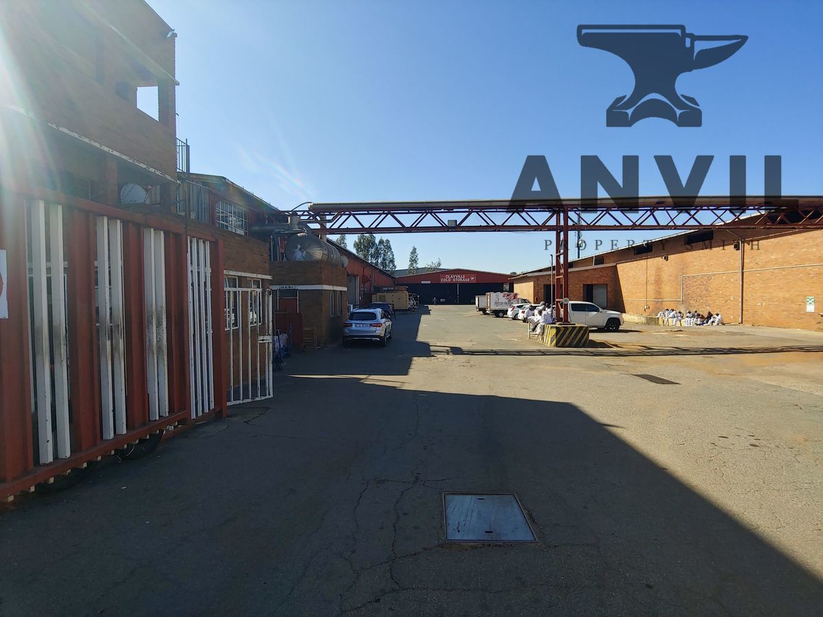 Warehouse to let Clayville Cold Storage, Olifantsfontein Clayville