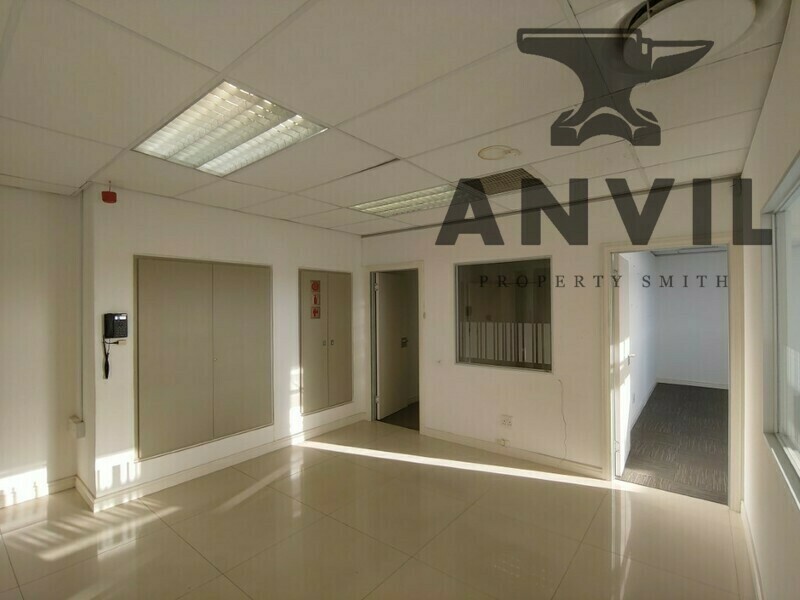 Granger Bay Court, 49 Beach Road, Mouille Point - Unit 302 property image 4