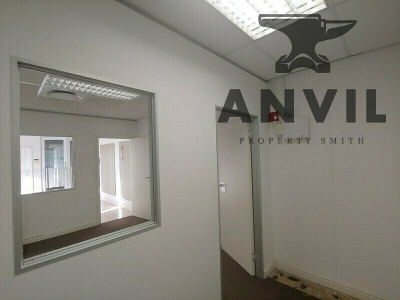 Granger Bay Court, 49 Beach Road, Mouille Point - Unit 302 property image 8