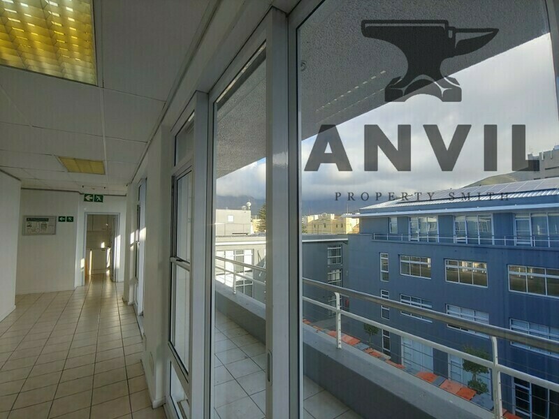 Granger Bay Court, 49 Beach Road, Mouille Point - Unit 302 property image 13