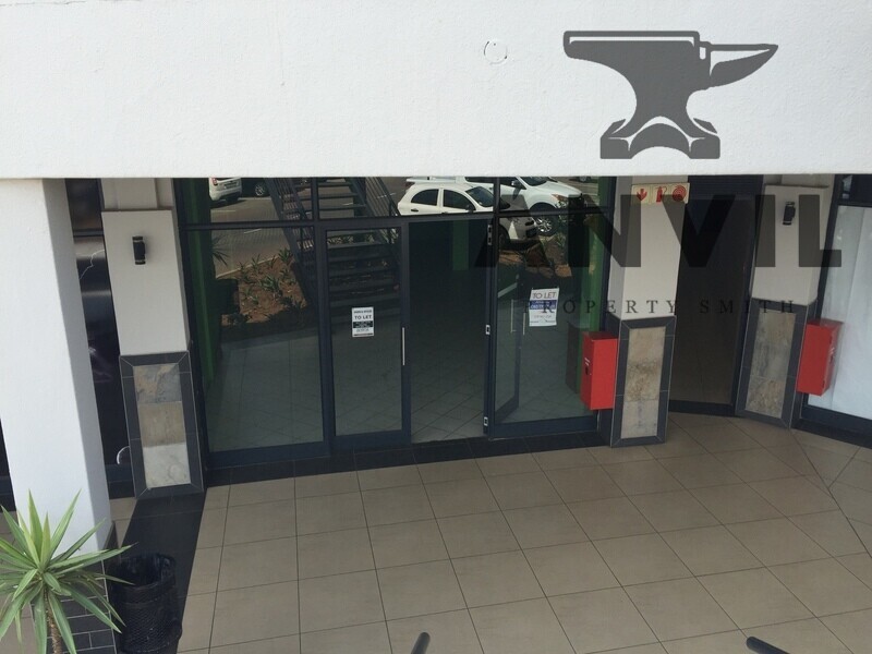 Bonaero Park Shopping Centre, Kempton Park - Unit Shop  G18 property image 1