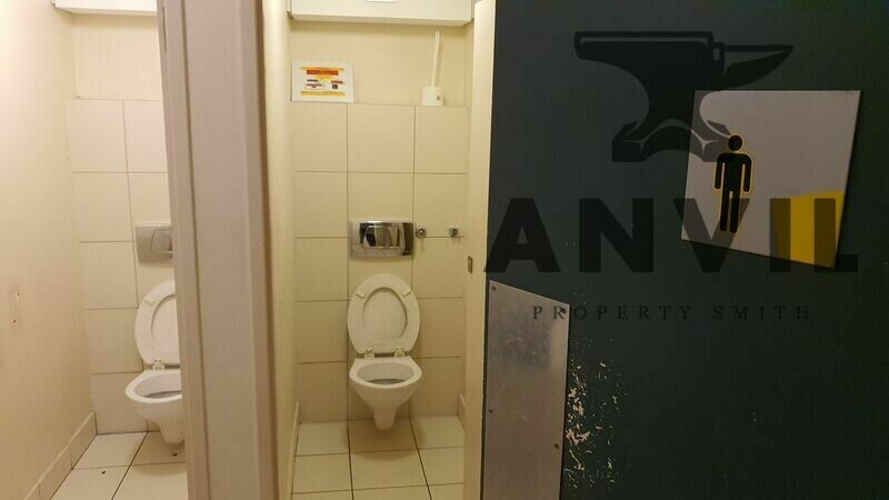 Heron Place - Mezzanine Level & 1st Floor property image 7