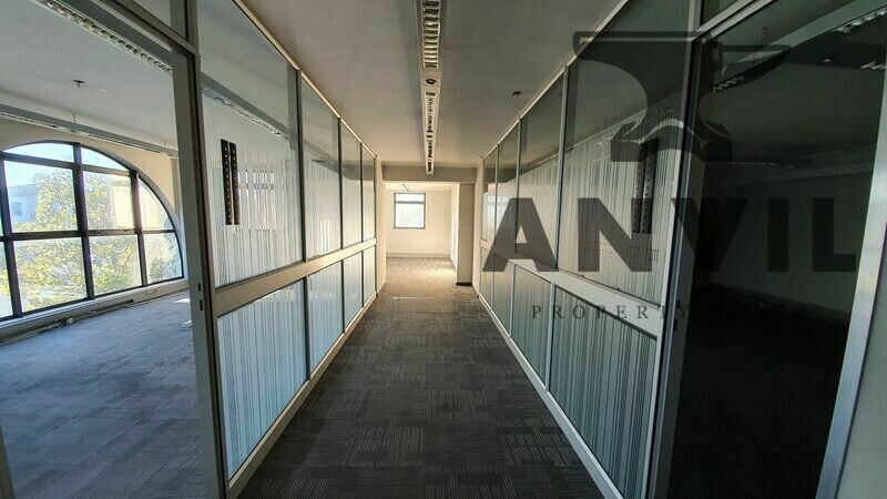 Heron Place - Mezzanine Level & 1st Floor property image 18