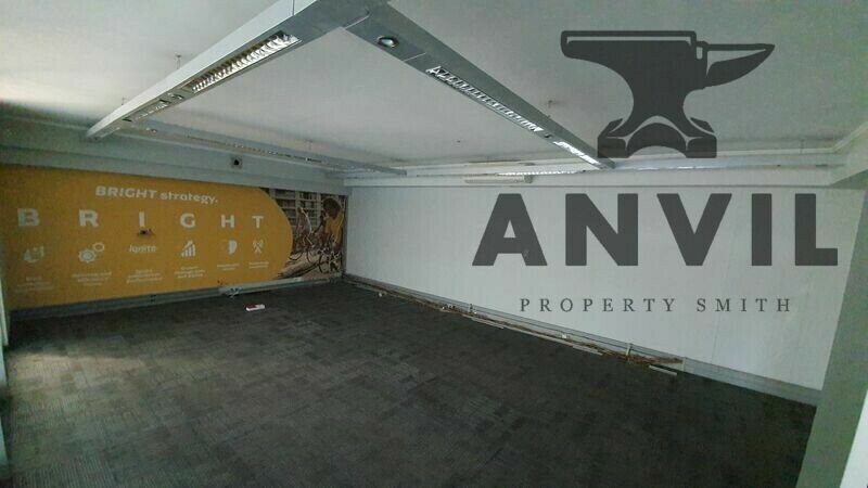 Heron Place - Mezzanine Level & 1st Floor property image 20