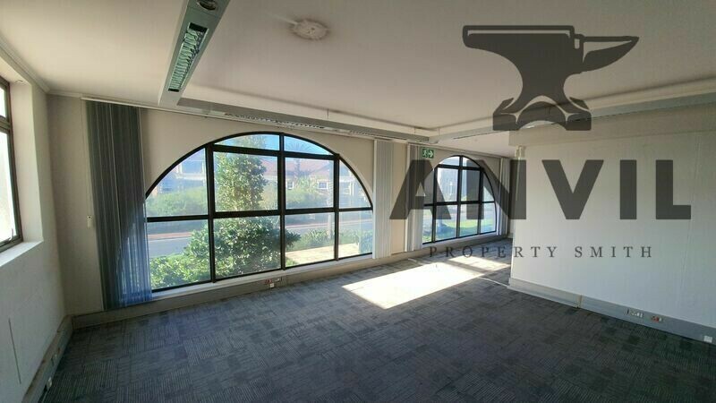 Heron Place - Mezzanine Level & 1st Floor property image 23