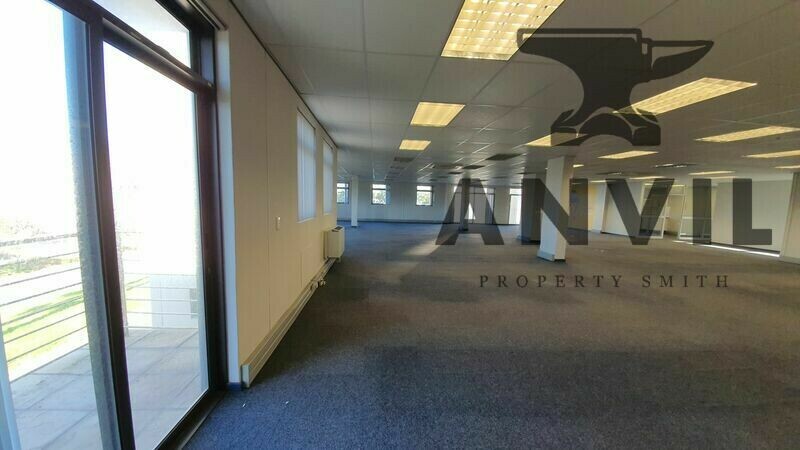 Heron Place - Mezzanine Level & 1st Floor property image 39