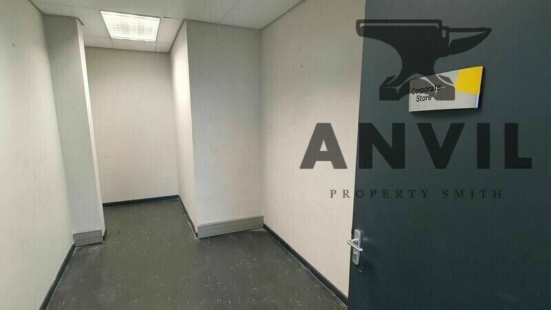 Heron Place - Mezzanine Level & 1st Floor property image 45