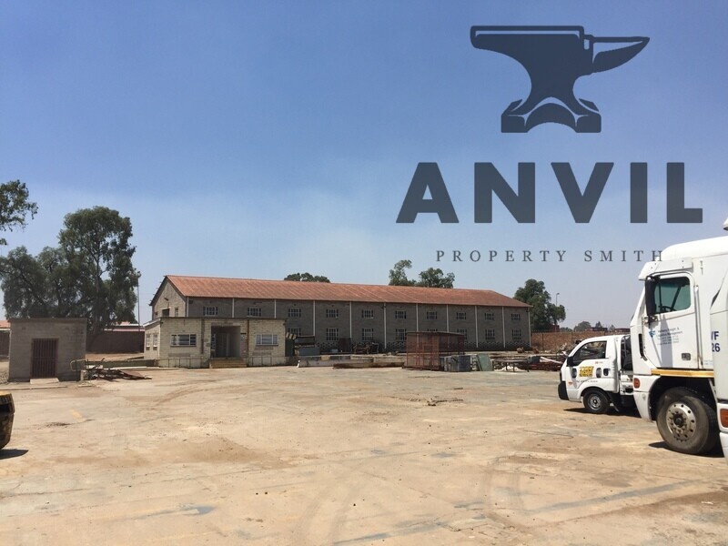 12 Newgold Street Comet  - Yard with warehouse, Comet Industrial Park property image 3