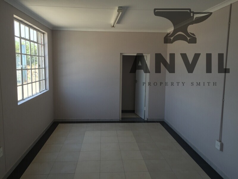 12 Newgold Street Comet  - Yard with warehouse, Comet Industrial Park property image 5