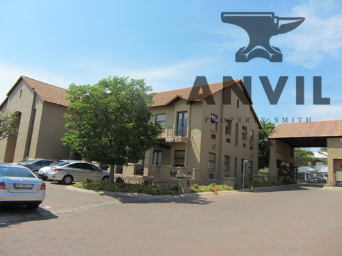 Fourways Manor Office Park, Fourways, Sandton - Building 9 property image 1