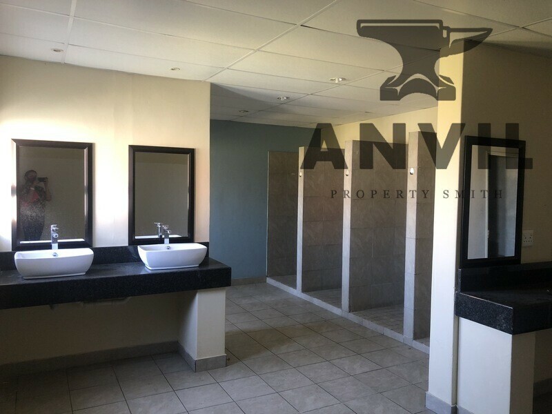 Mountain View Shopping Centre - Shop 4 property image 5