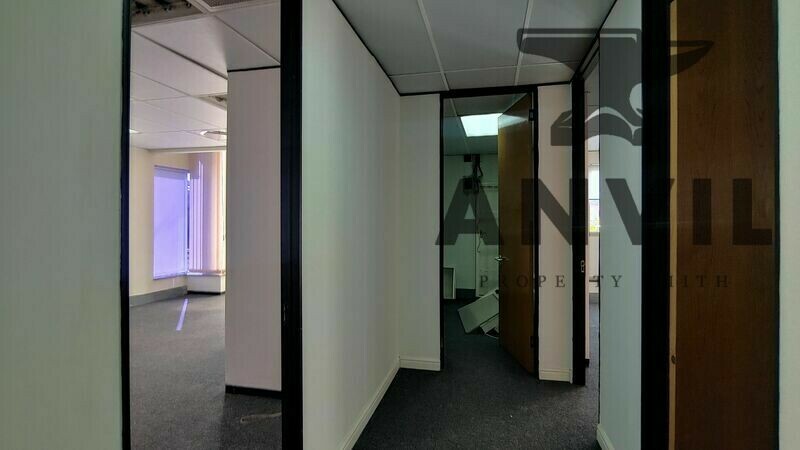 31 Wessel Road - Falcon House GF RHS property image 3