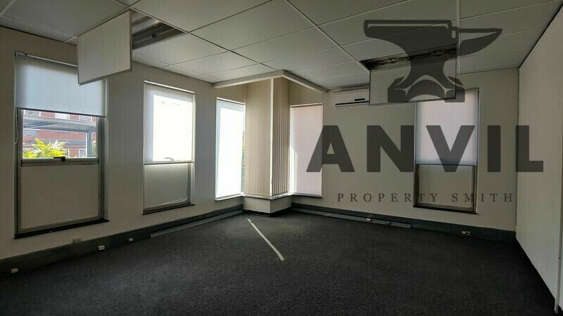 31 Wessel Road - Falcon House GF RHS property image 9