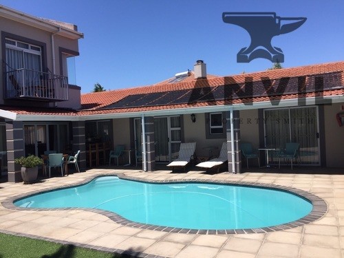 Atlantic Beach Villa, Sunset Beach, Cape Town - Atlantic Beach Villa property image 13