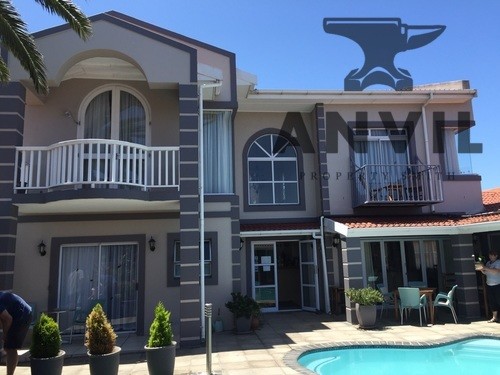 Atlantic Beach Villa, Sunset Beach, Cape Town - Atlantic Beach Villa property image 20