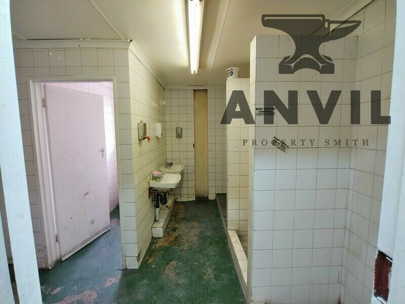 19 Staal street - Free-standing Premises property image 10