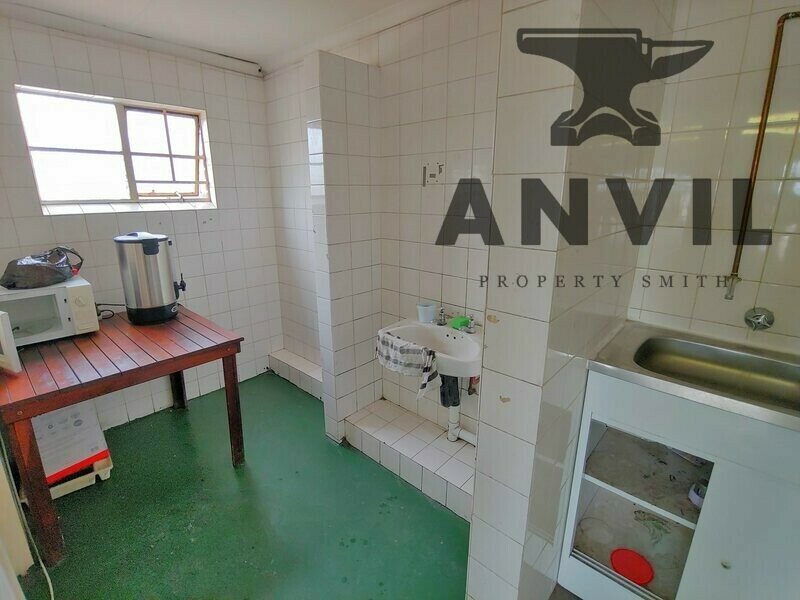 19 Staal street - Free-standing Premises property image 12