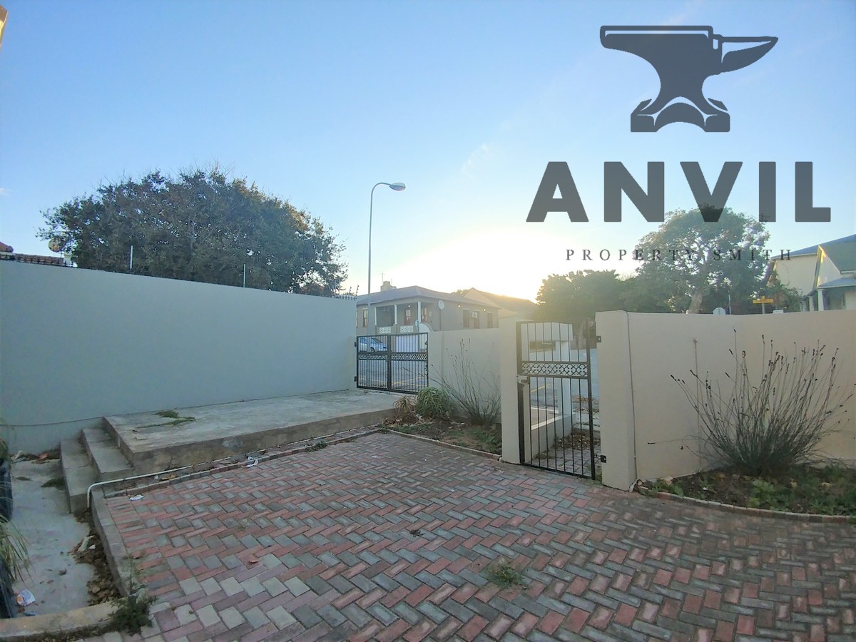 60 Campbell Street, Richmond Hill, Port Elizabeth Richmond Hill Anvil
