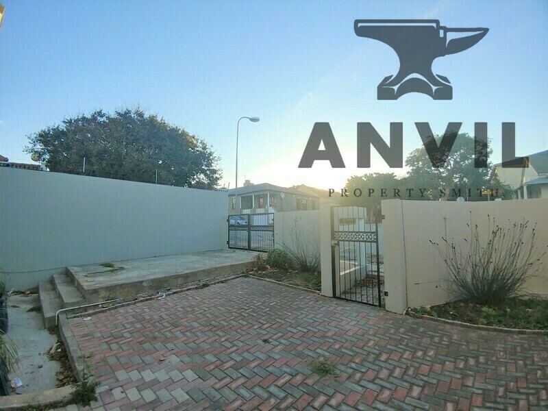 60 Campbell Street, Richmond Hill, Port Elizabeth - 60 Campbell Road Richmond Hill property image 18