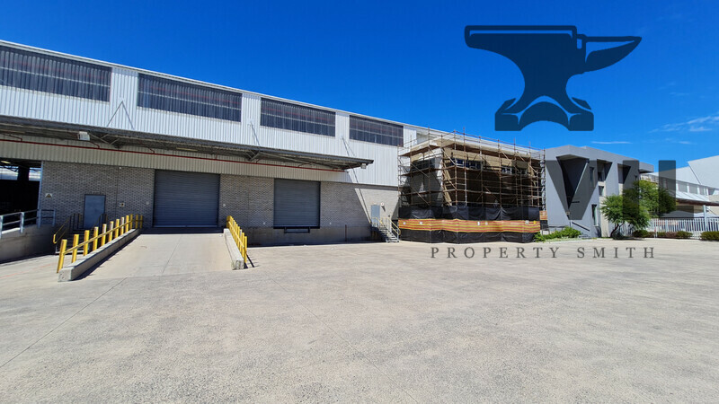 Montague Park  - 2480sqm Warehouse to Let property image 44