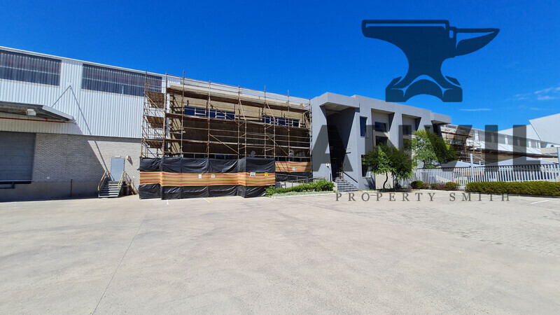 Montague Park  - 2480sqm Warehouse to Let property image 47