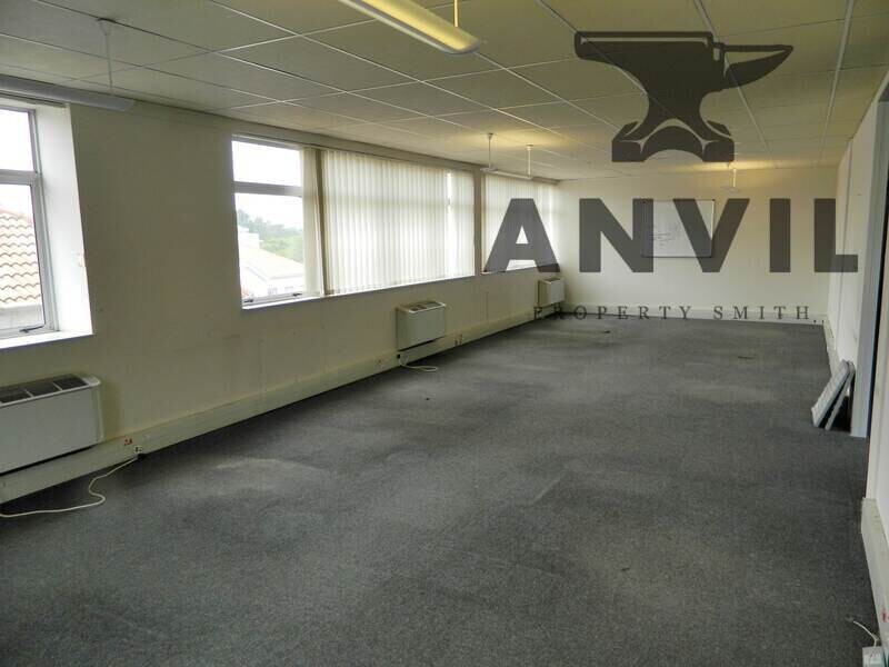 260 Surrey Avenue - First floor property image 3