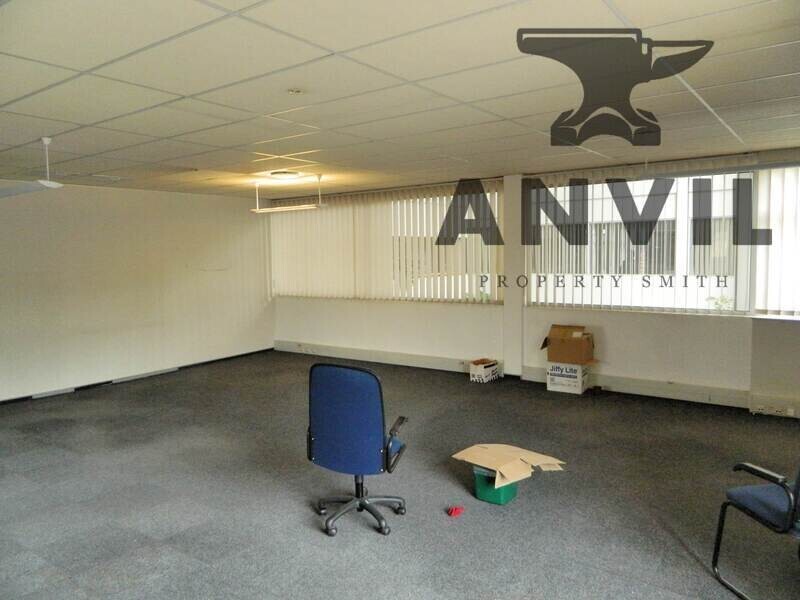 260 Surrey Avenue - First floor property image 5