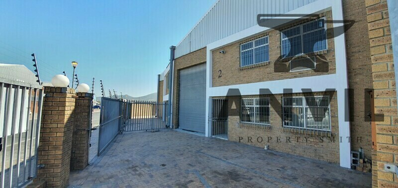 2 Olden Close - Unit 2 property image 10