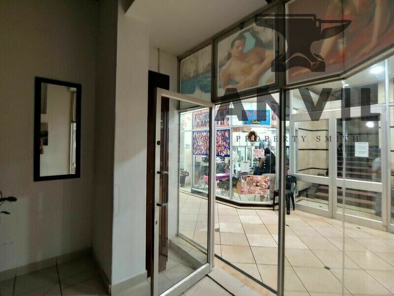 London House - Shop 17 property image 1